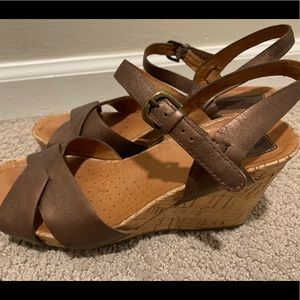 Clark’s artisan wedge sandals bronze